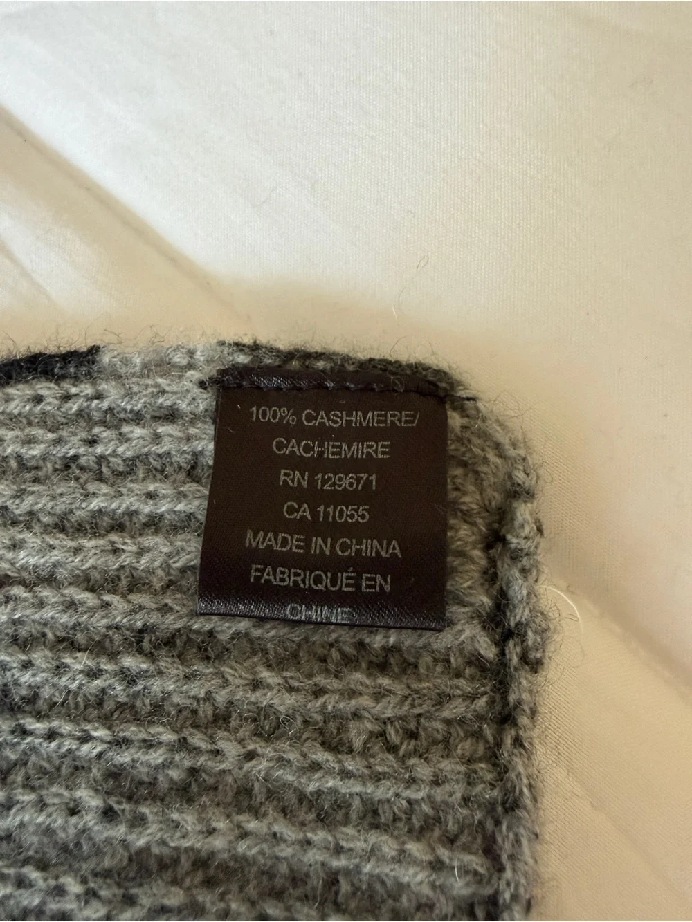 360 cashmere Camouflage Ribbed Knit Scarf in Green and Black and grey